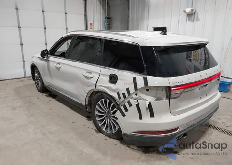 2023 Lincoln Aviator Reserve z USA, uszkodzony, nr VIN 5LM5J7XC2PGL16490